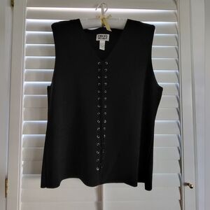 Chico's Black Criss-Cross Lace Up Sleeveless Cropped tank top size 3 --> L